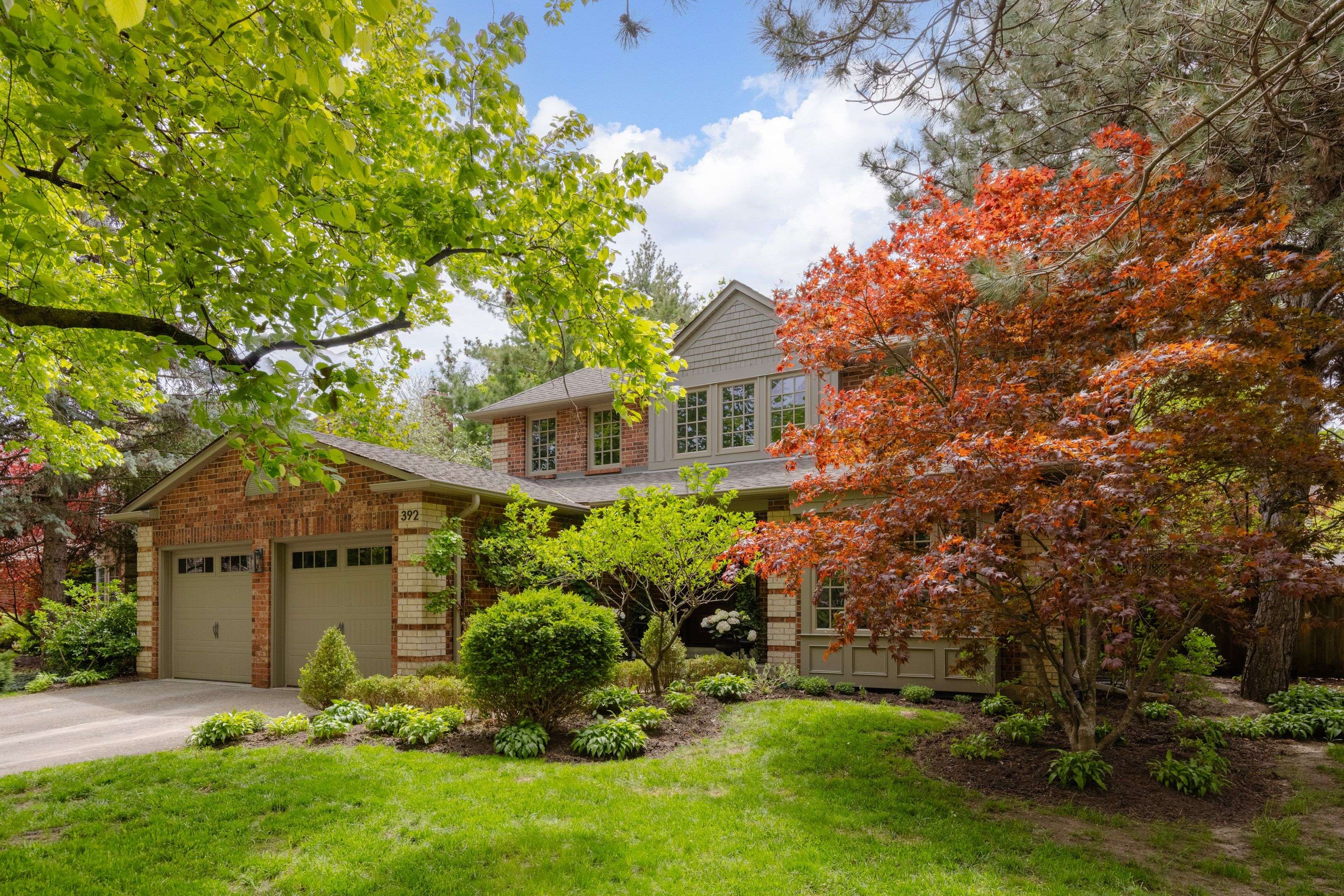 392 Aspen Forest DR, Oakville, ON L6J 6H5