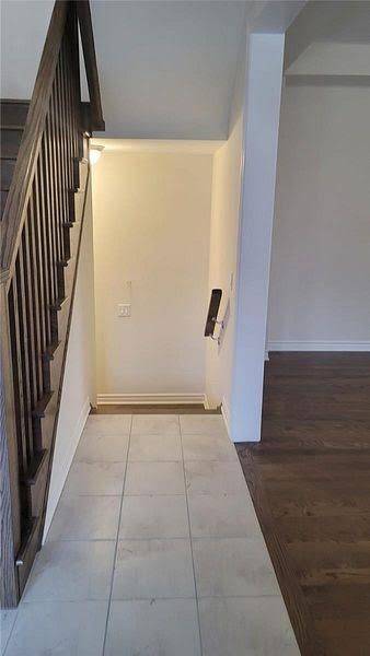 1 Sparrowbrook ST, Caledon, ON L7C 4B2