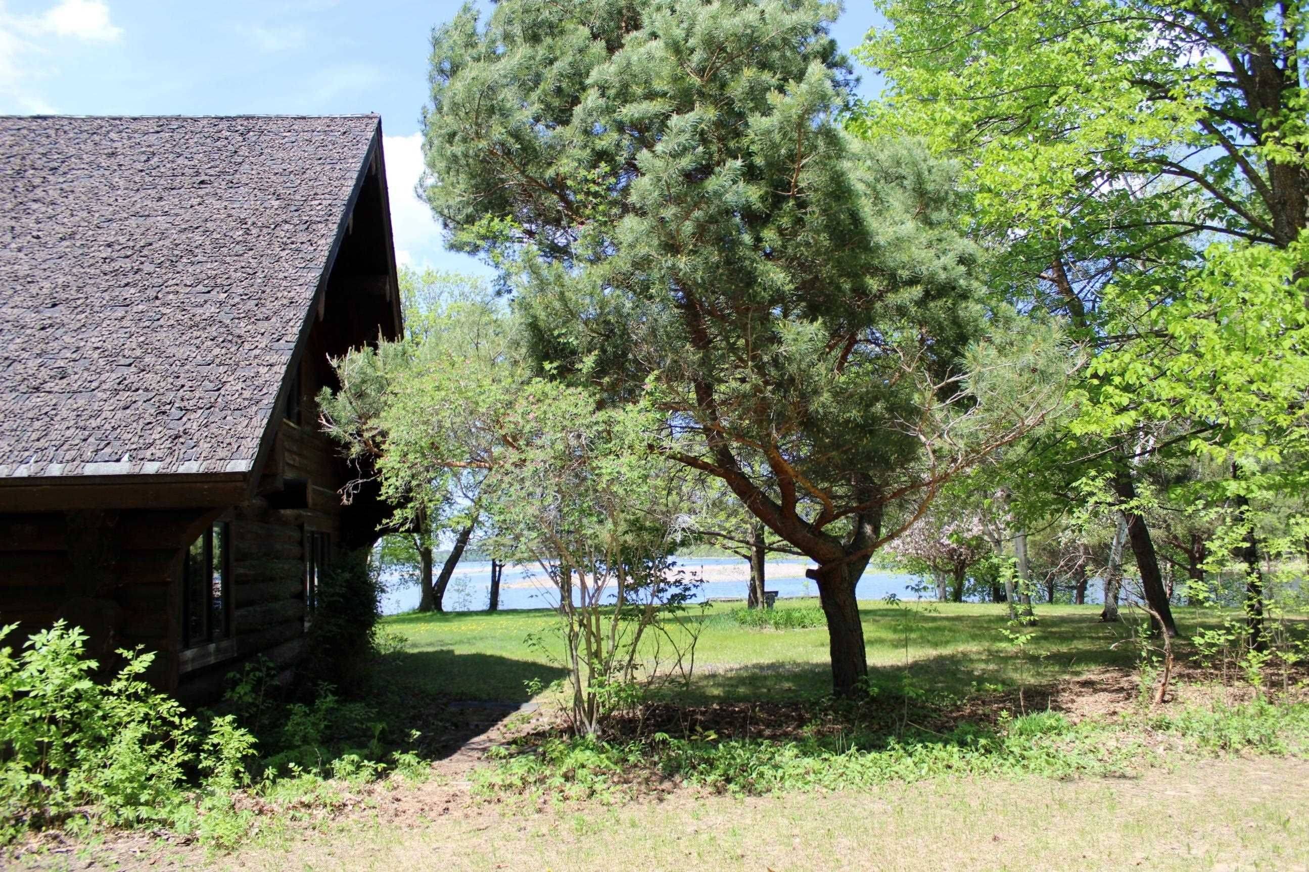 85 JENKINS DR, Dawson, ON P0W 1L0