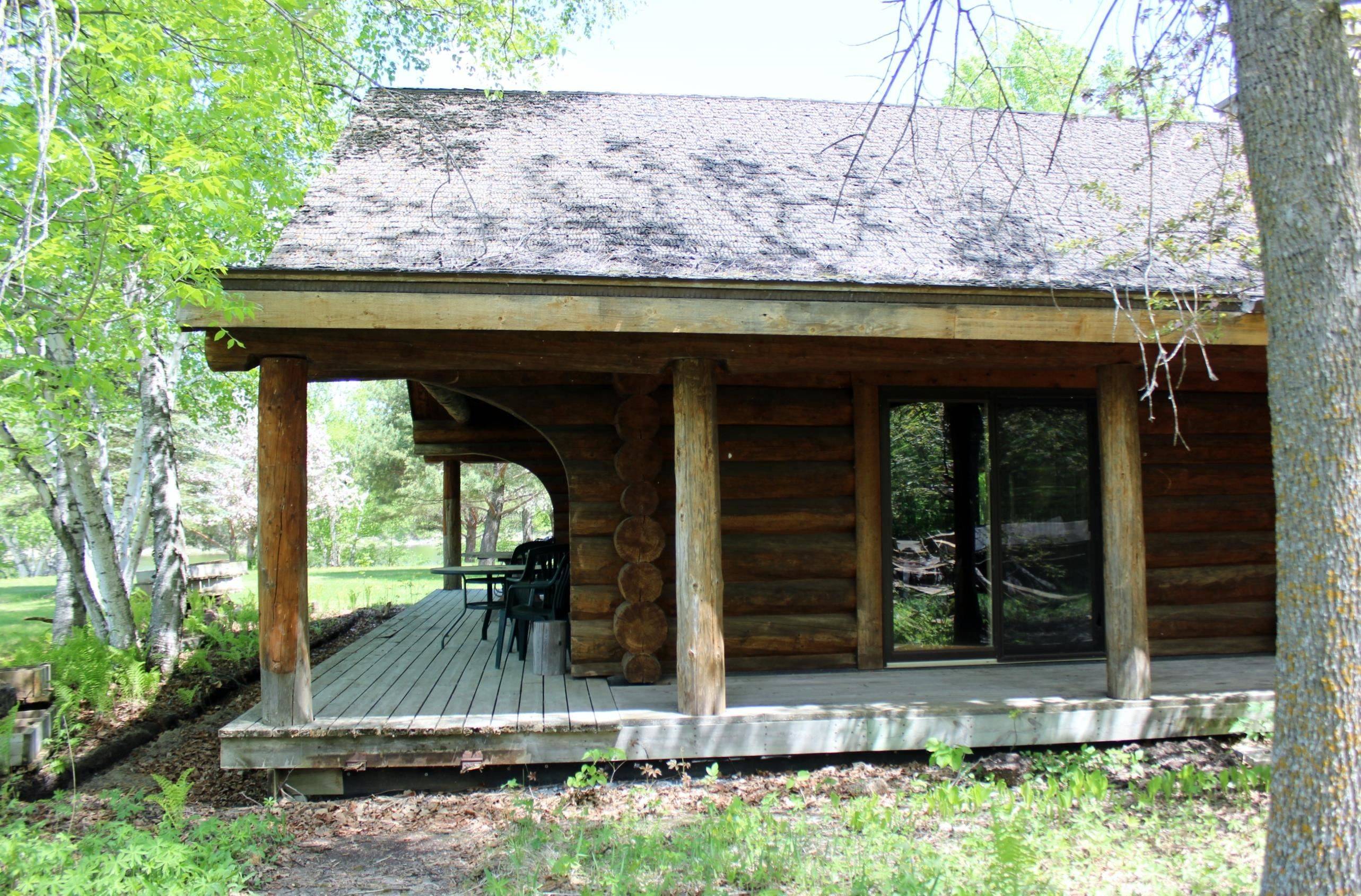 85 JENKINS DR, Dawson, ON P0W 1L0