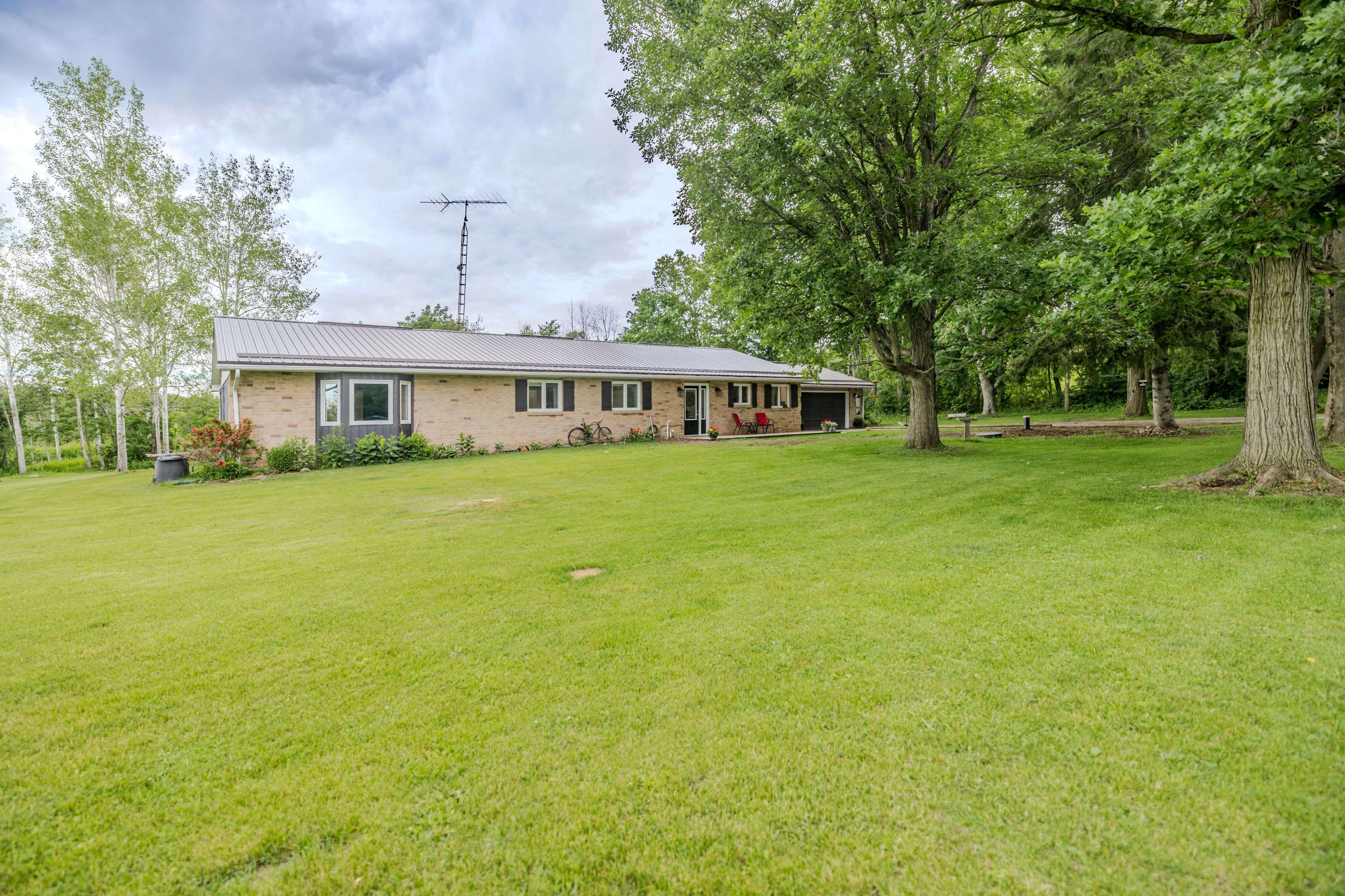 35 Macmillan RD, Centre Hastings, ON K0K 2K0