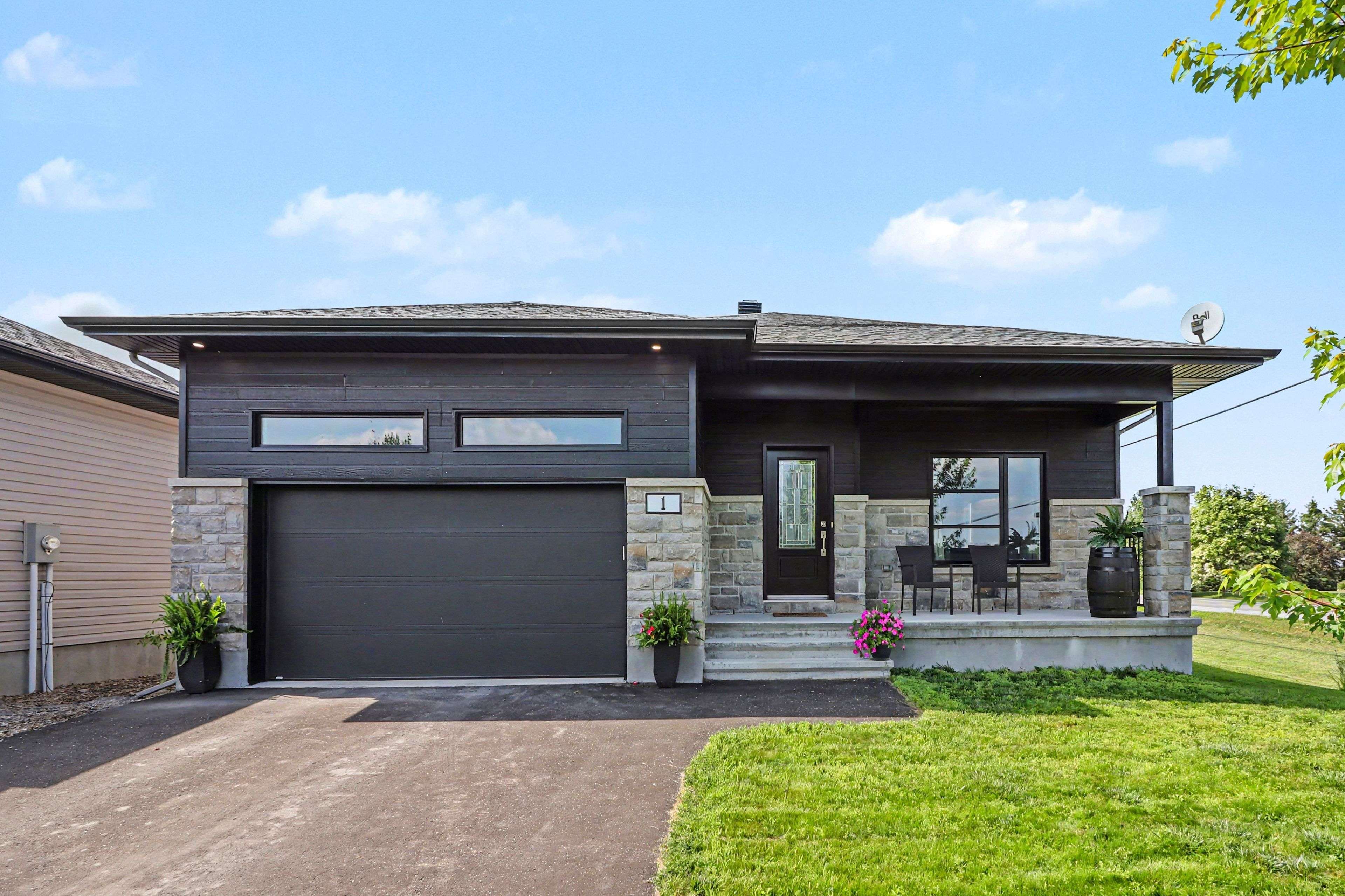 1 Matheson ST, North Stormont, ON K0A 1R0