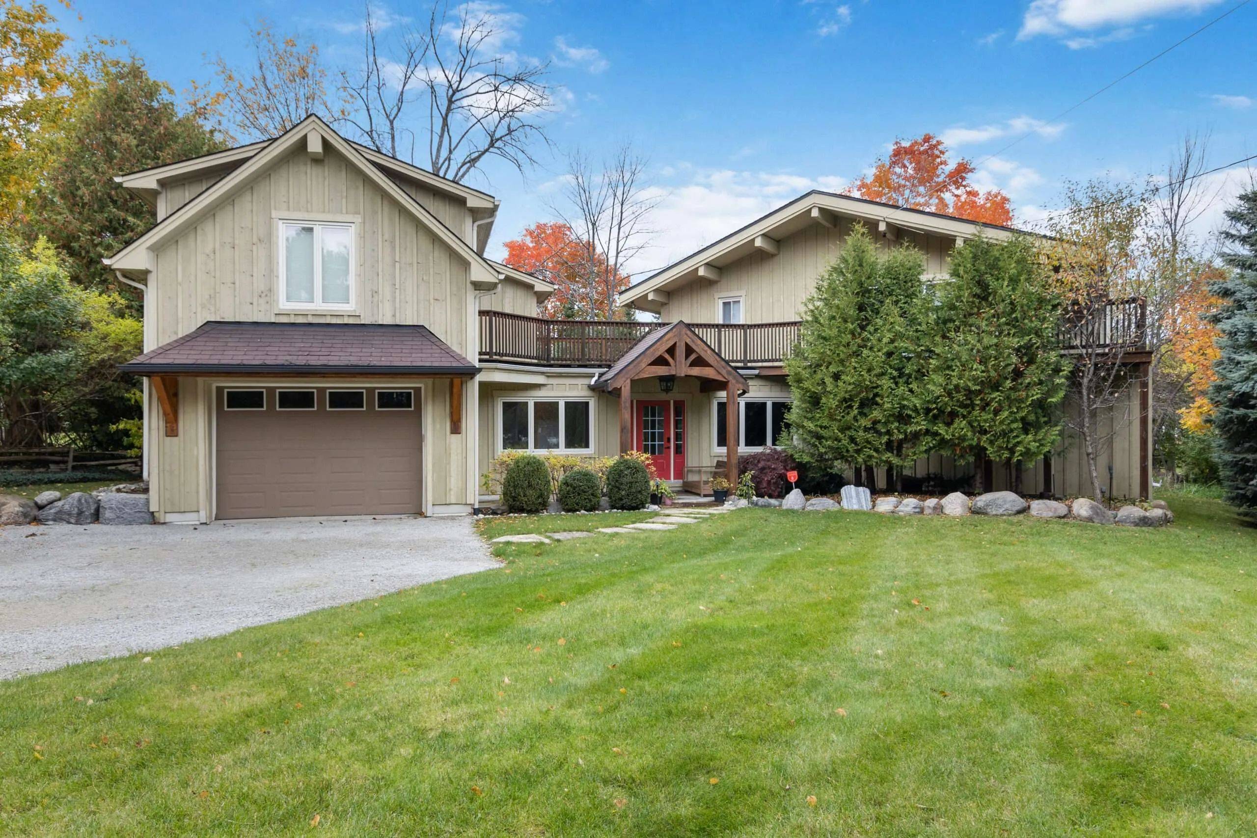 156 Chamonix CRES, Blue Mountains, ON L9Y 0S7