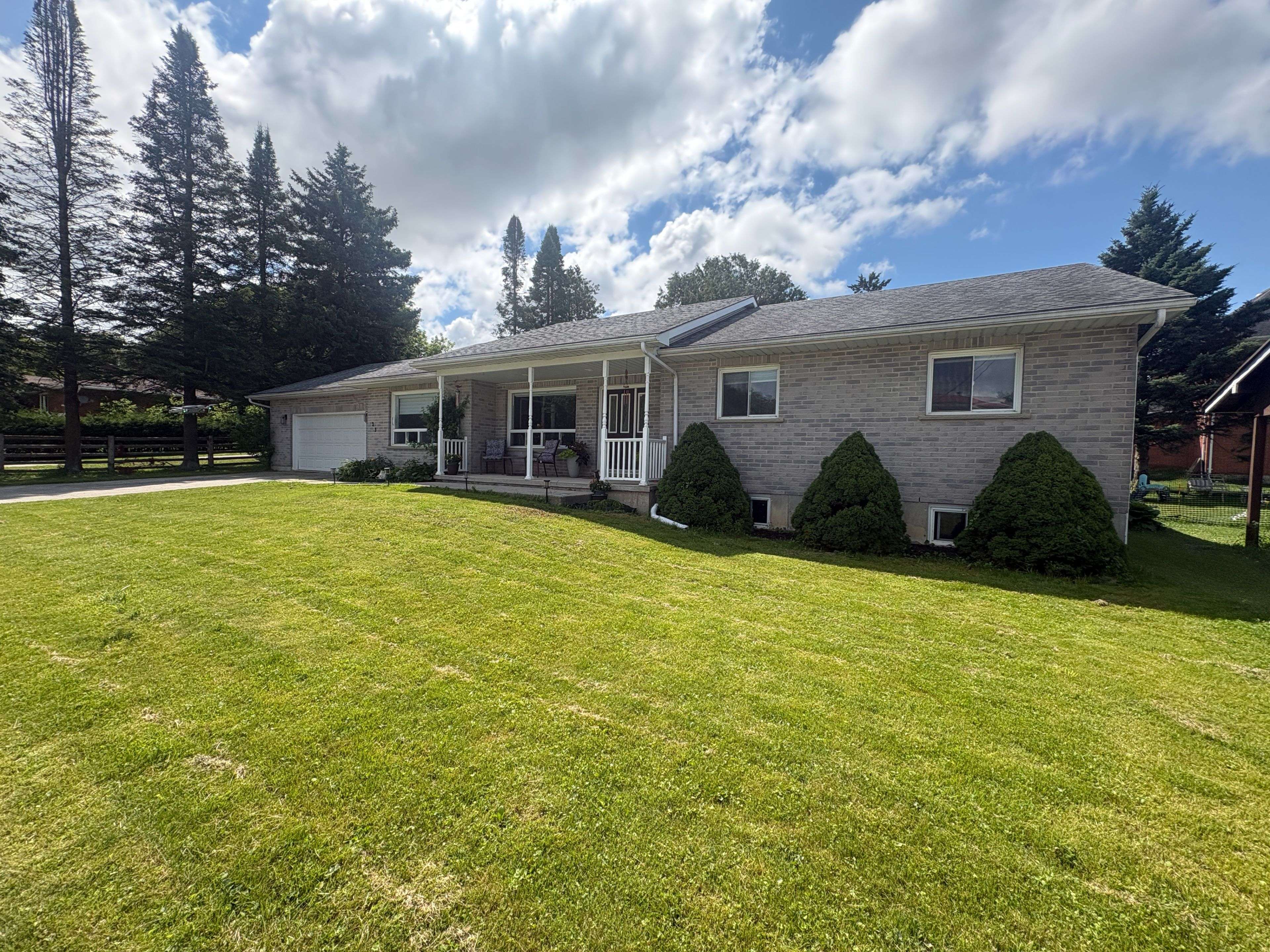 23 12th ST SE, Arran-elderslie, ON N0G 1L0