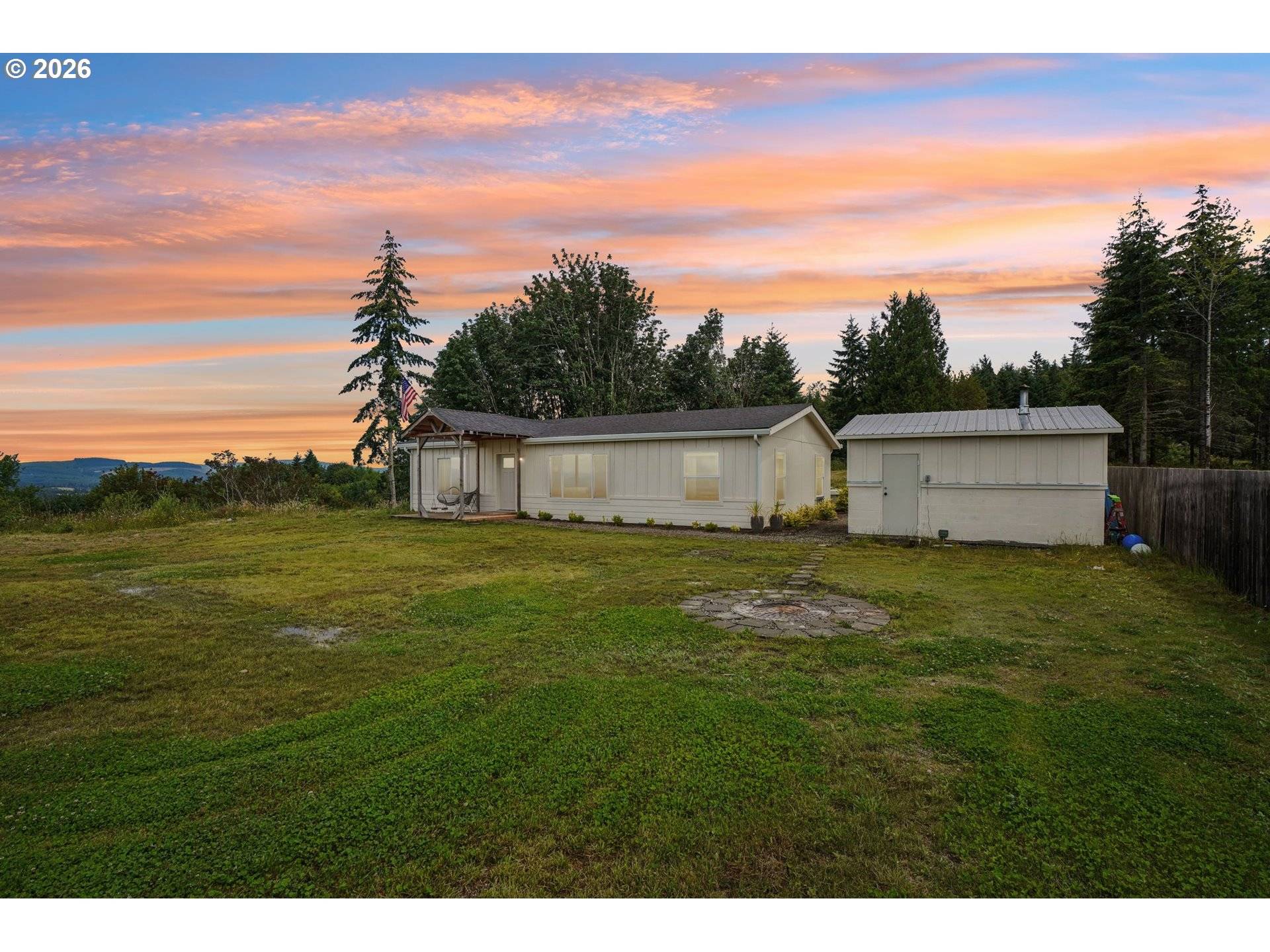 818 KOOL RD, Kelso, WA 98626
