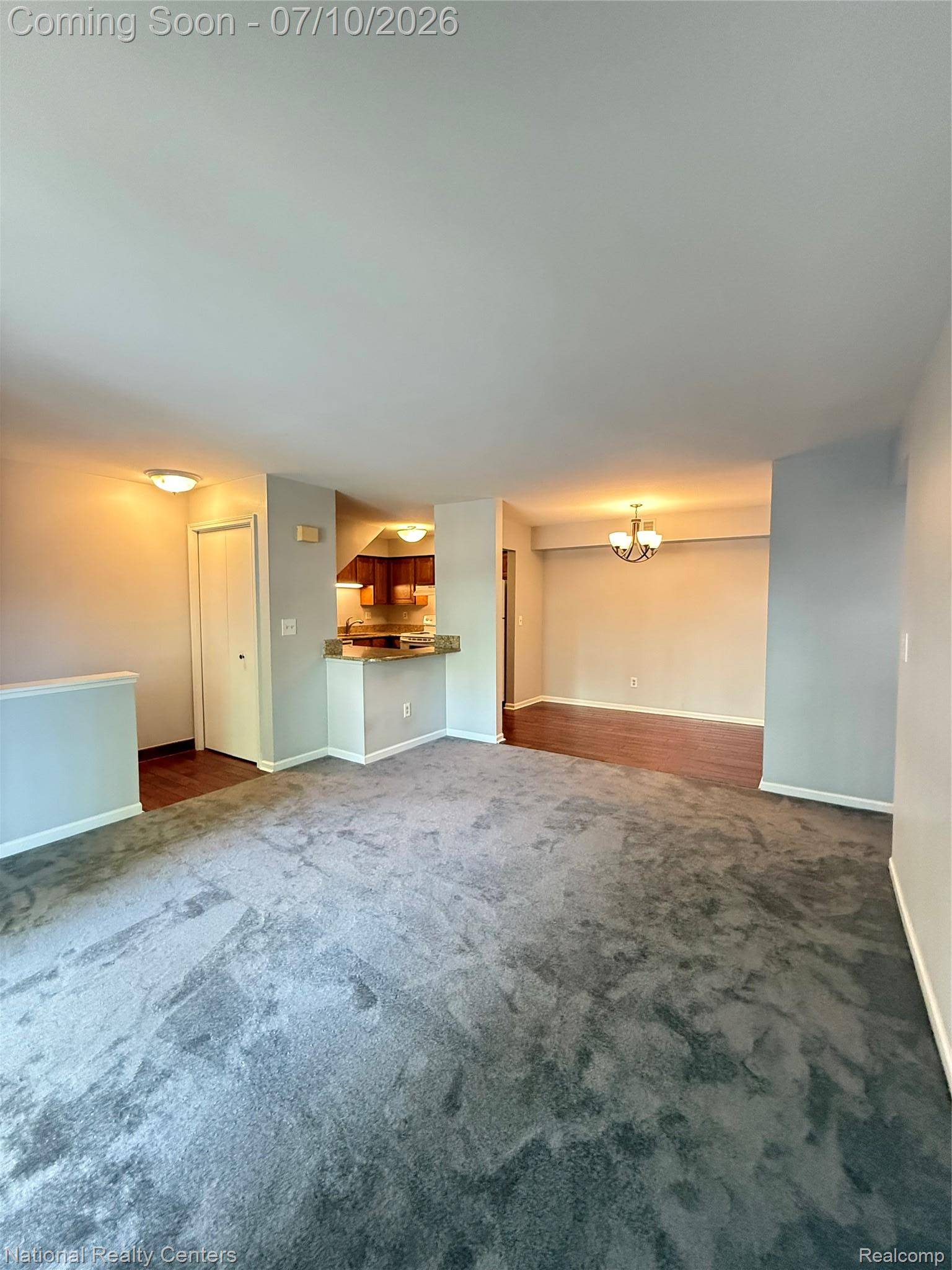 212 Pinewood Circle Pinewood Drive #22, Plymouth, MI 48170