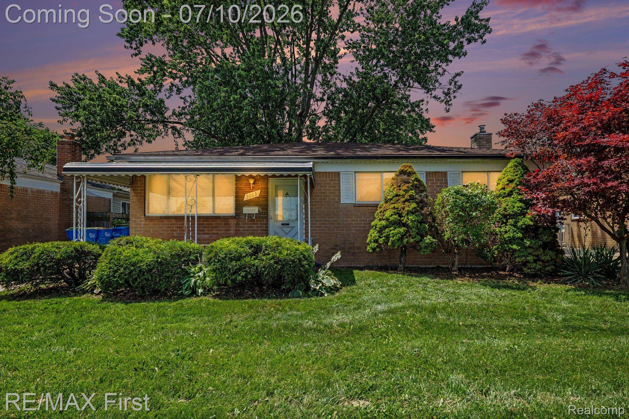 30631 Pinto DR, Warren, MI 48093