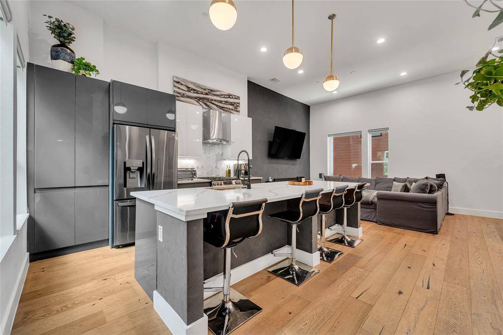 4208 Live Oak Street #104, Dallas, TX 75204