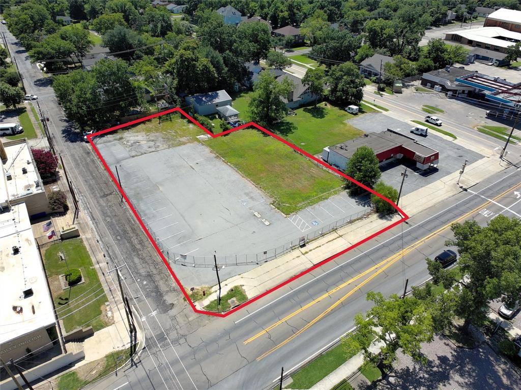 920 N Center Street, Bonham, TX 75418