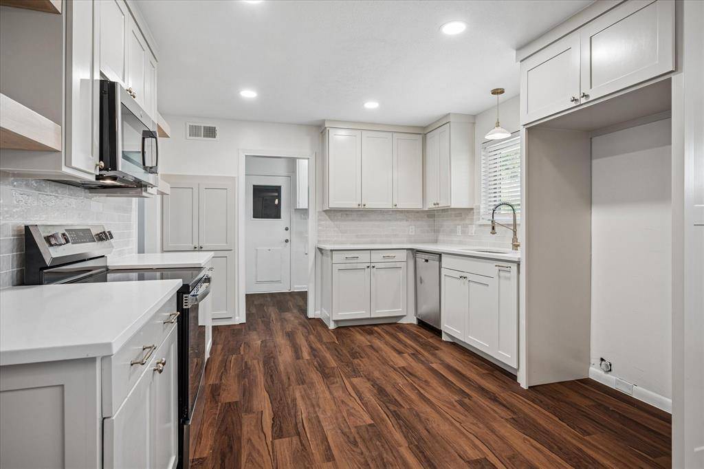202 Joe White Street, Rockwall, TX 75087