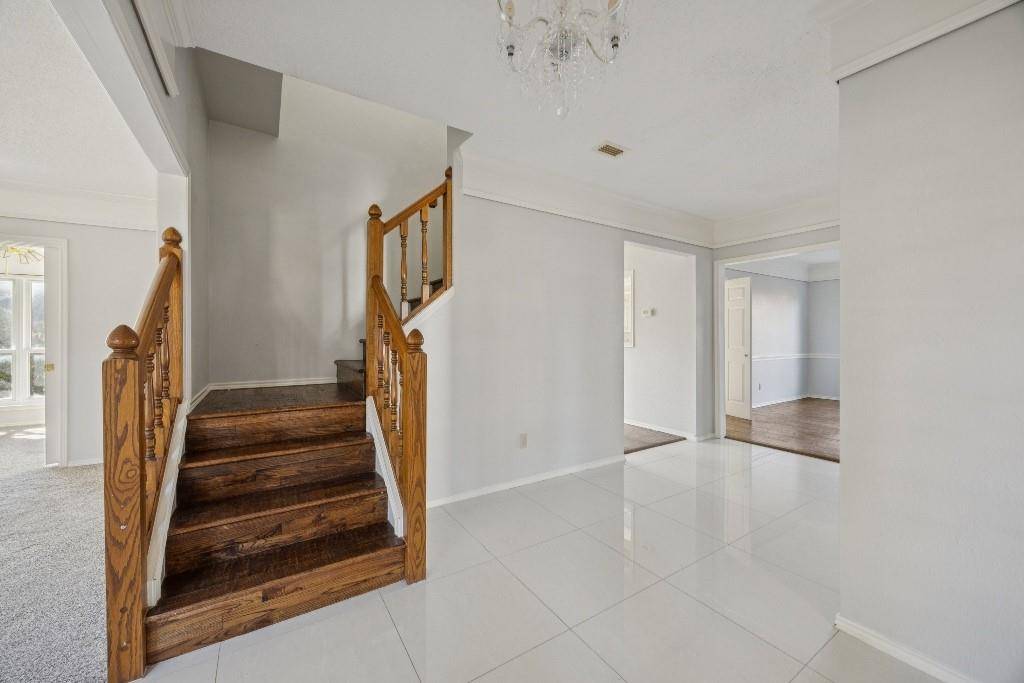 709 Bridget Way, Hurst, TX 76054