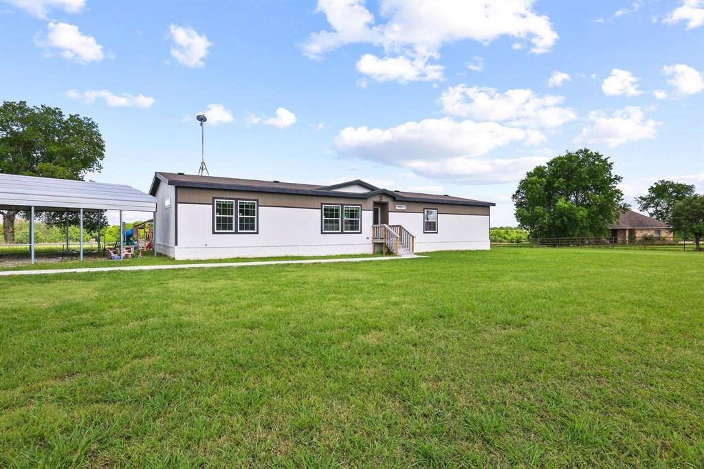 10950 County Road 632, Blue Ridge, TX 75424