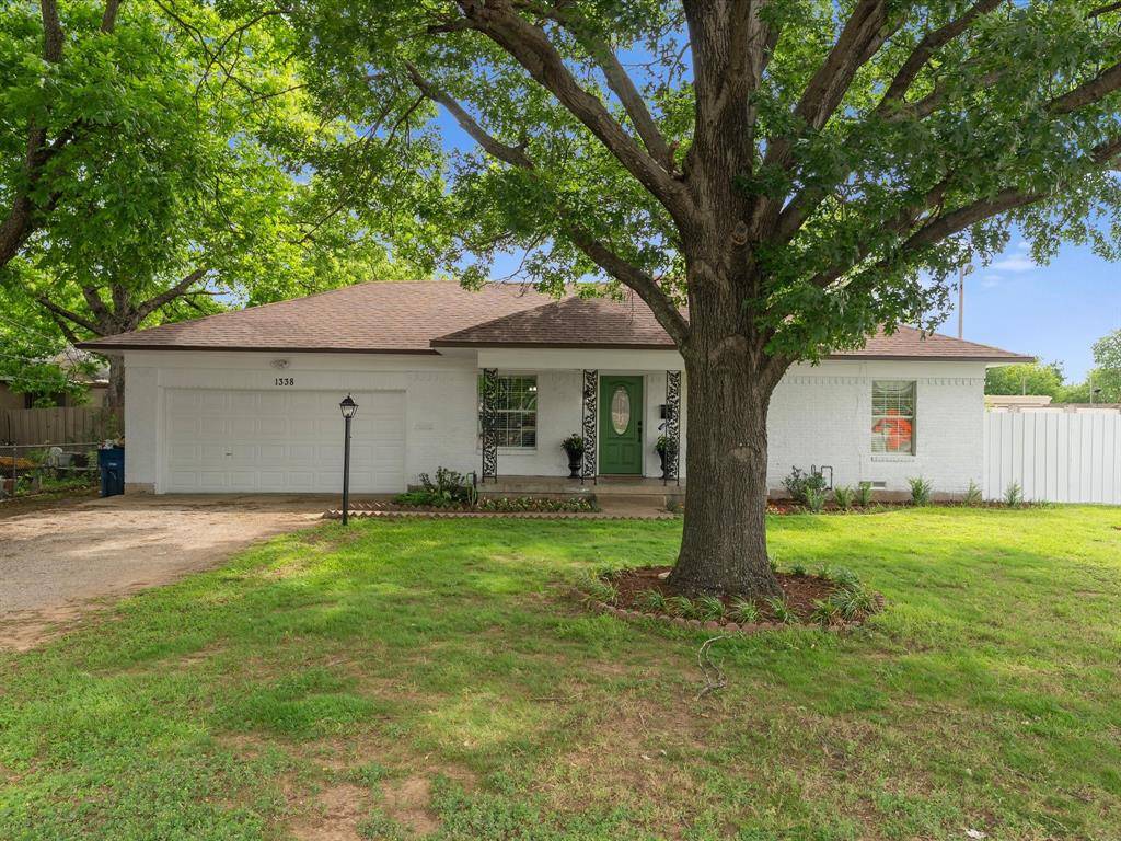 1338 Pleasant Drive, Dallas, TX 75217