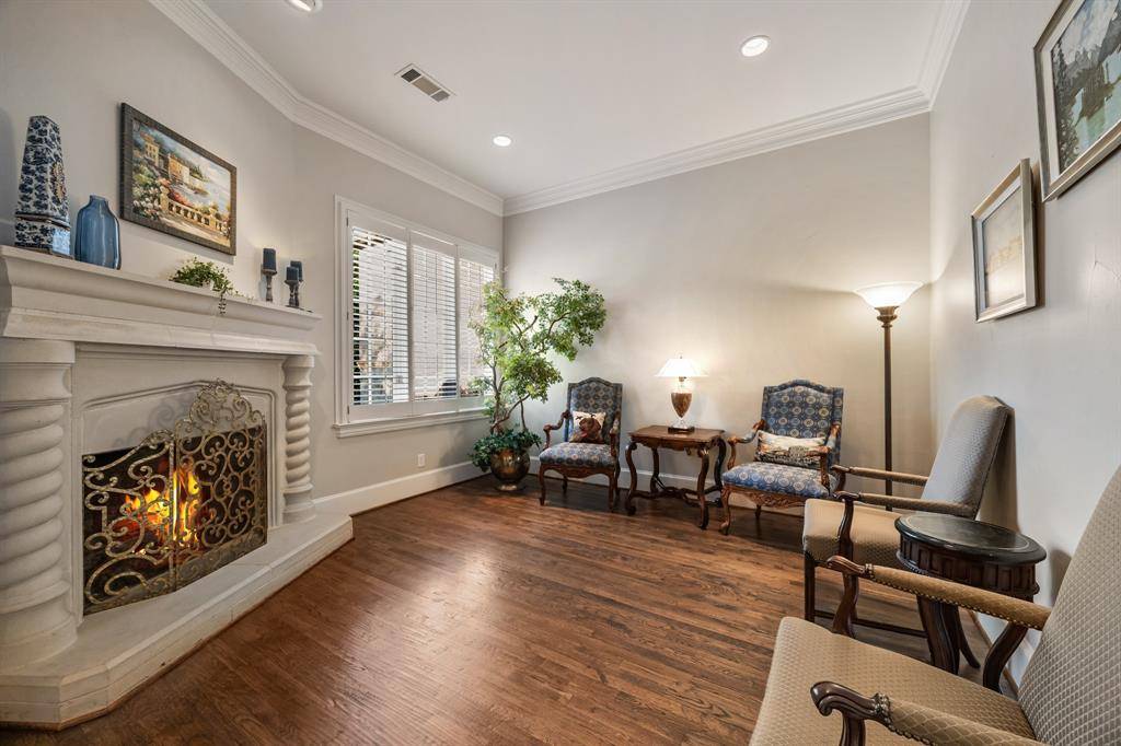7215 Centenary Avenue, Dallas, TX 75225