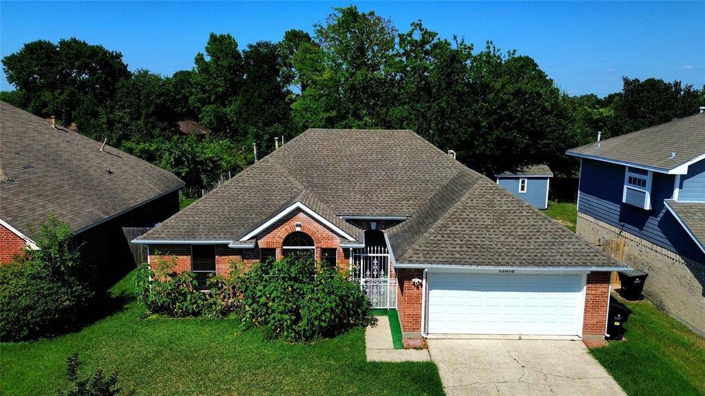 13618 Sablegrove Lane, Houston, TX 77014