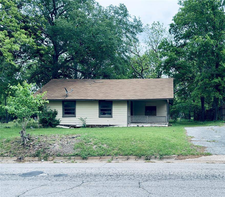 228 League Street S, Sulphur Springs, TX 75482