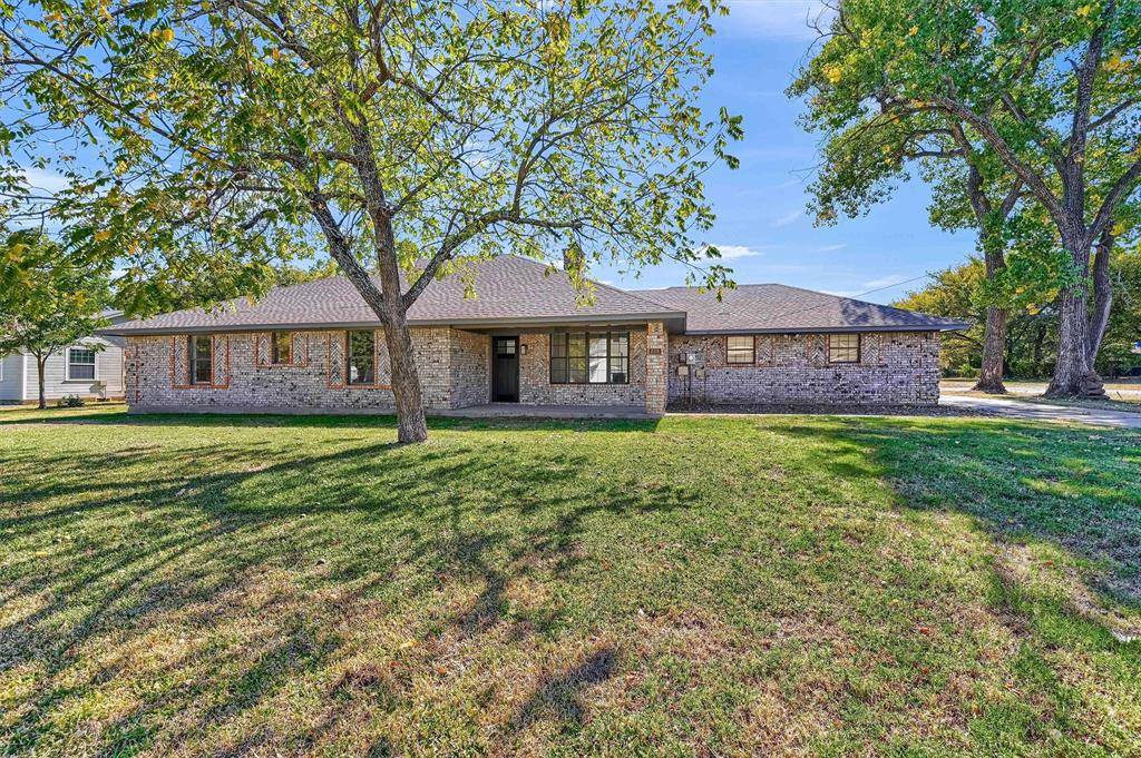 608 North Avenue, Whitesboro, TX 76273
