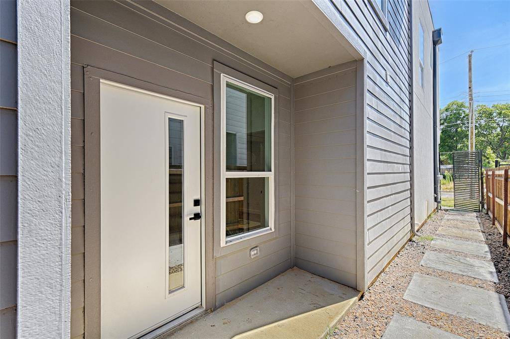 2815 Harston Street #2815, Dallas, TX 75212