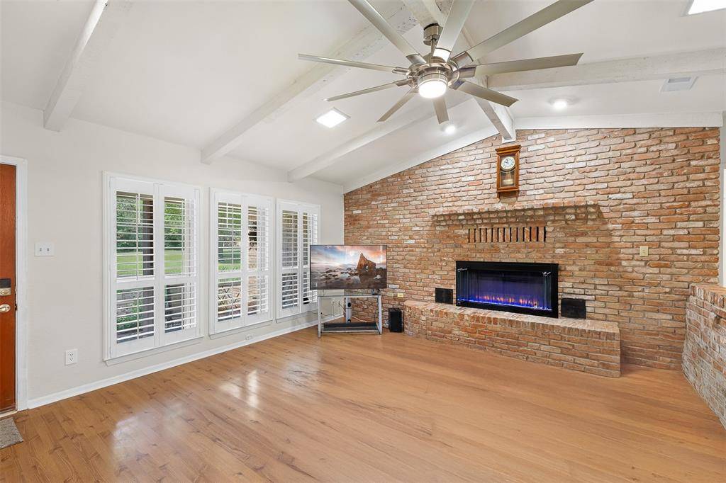 118 Deer Trail, Bruceville, TX 76630