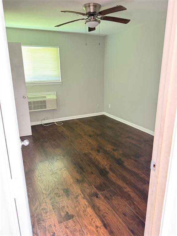1505 W Lovers Lane #2, Arlington, TX 76013