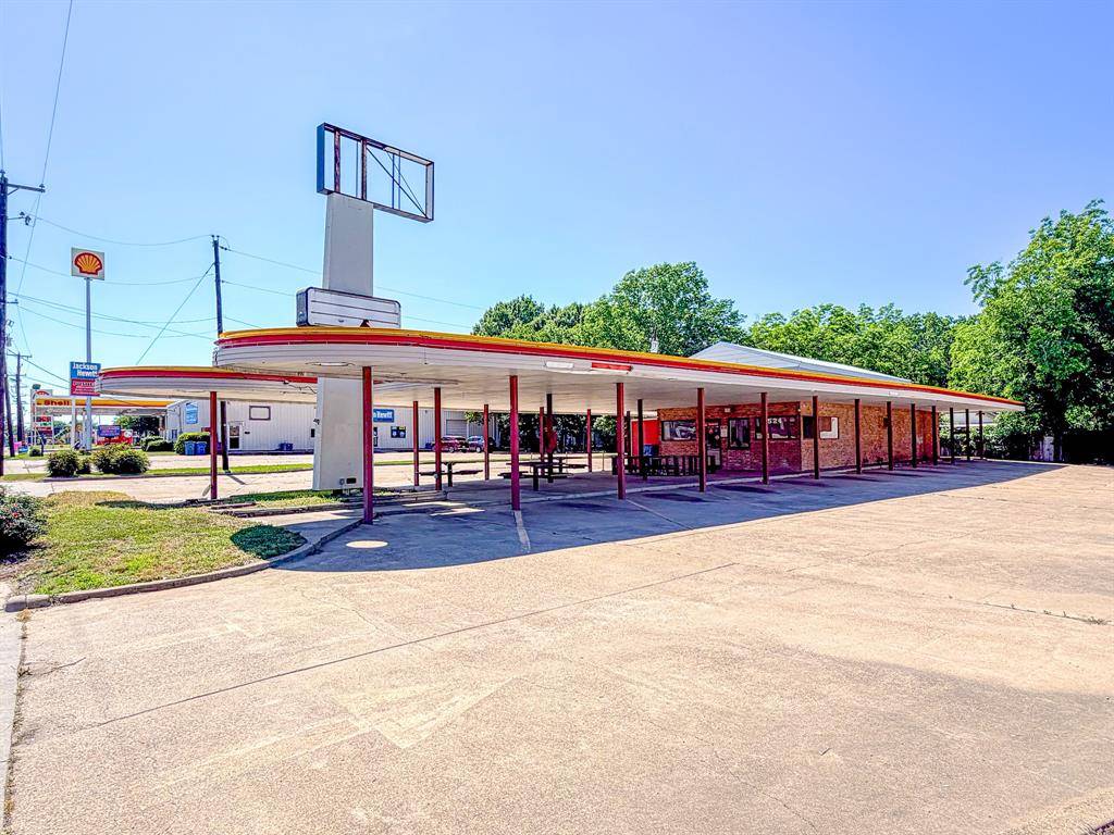 1524 W 7th Avenue, Corsicana, TX 75110