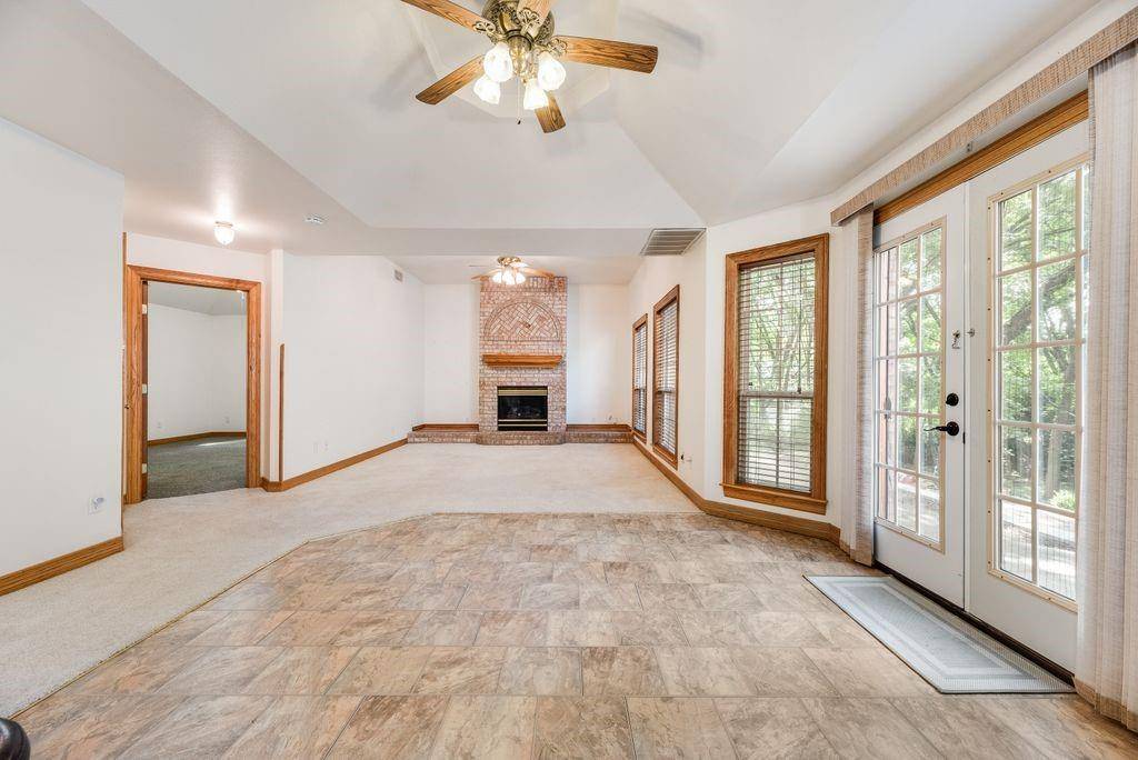 115 Idle Creek Court, Desoto, TX 75115