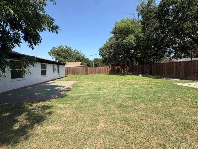 6836 Western Hills Drive, Dallas, TX 75217