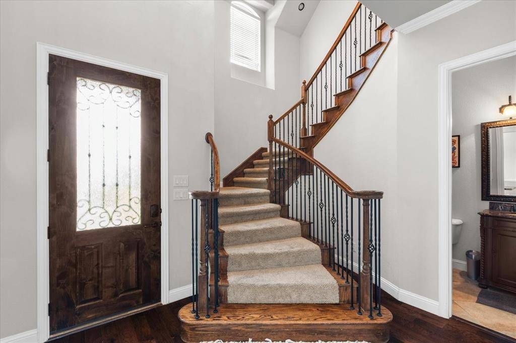 4921 Empire Way, Irving, TX 75038