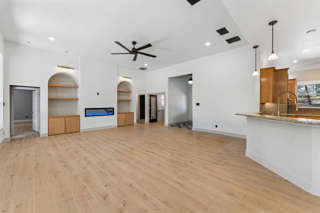 3884 County Road 401, Alvarado, TX 76009