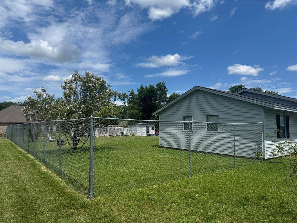 207 College Mound Road, Terrell, TX 75160