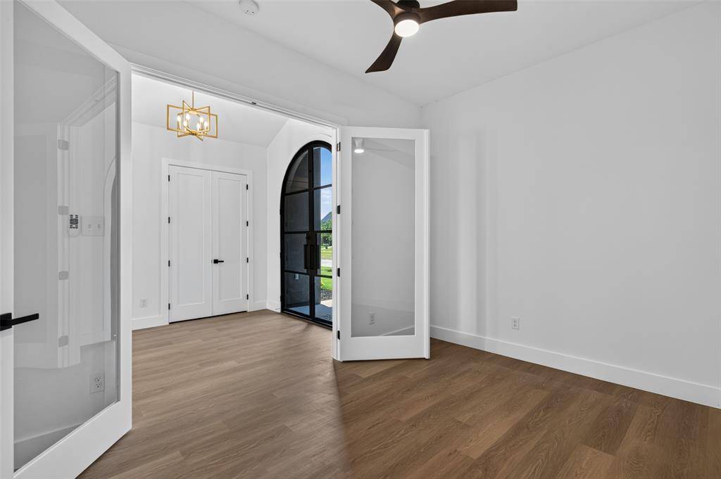 1010 Devonshire Drive N, Forney, TX 75126