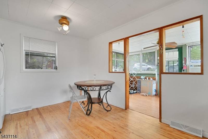 8 Cornell Way, Hopatcong Boro, NJ 07843