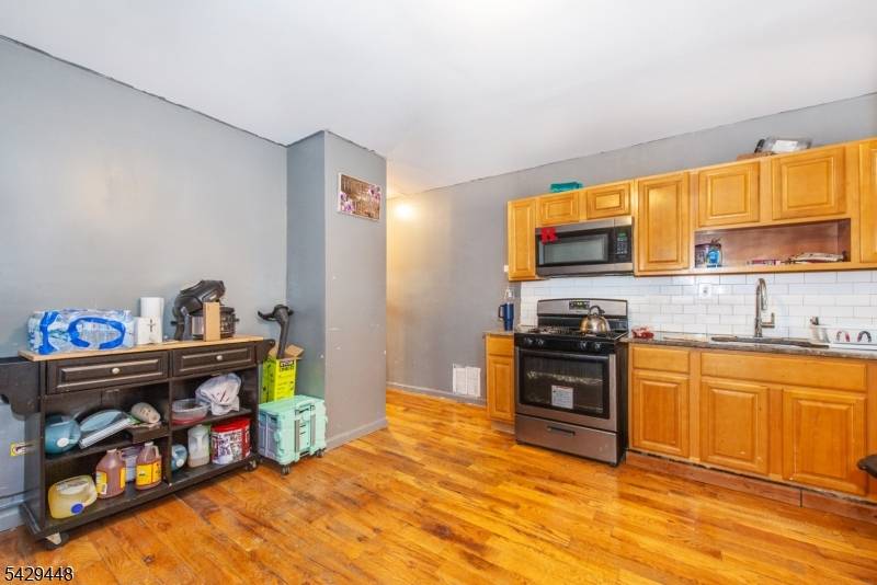 346 S 20th, Newark City, NJ 07103