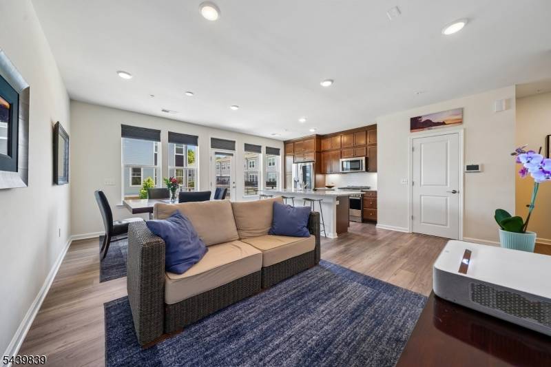 7 Jessica Ln 11202, Union Twp., NJ 07083