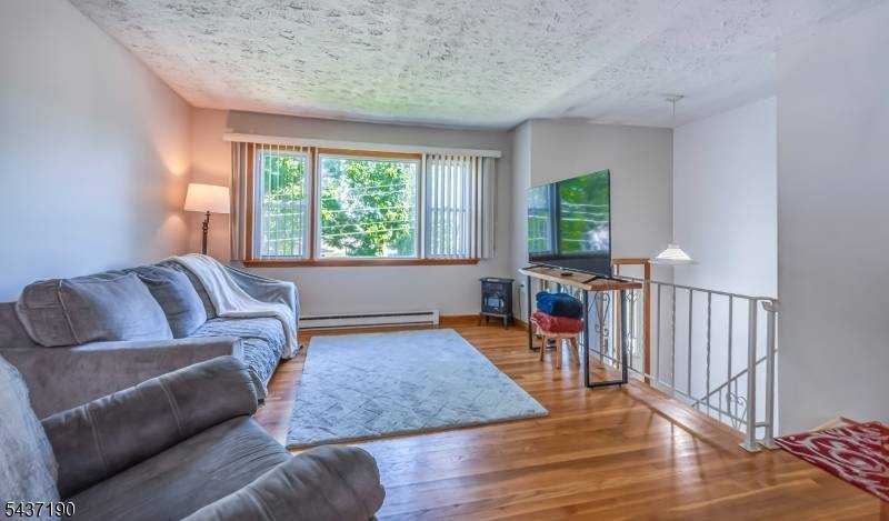 88 Shore Rd, Green Twp., NJ 07821