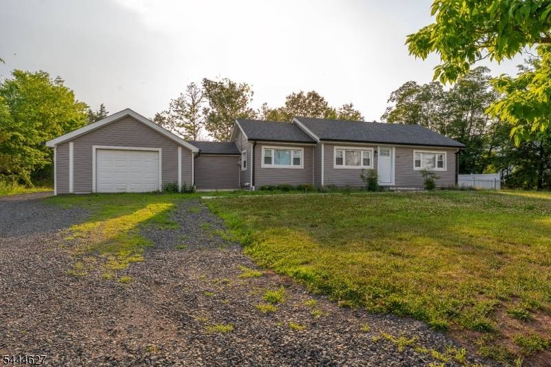 325 Roycefield Rd, Hillsborough Twp., NJ 08844