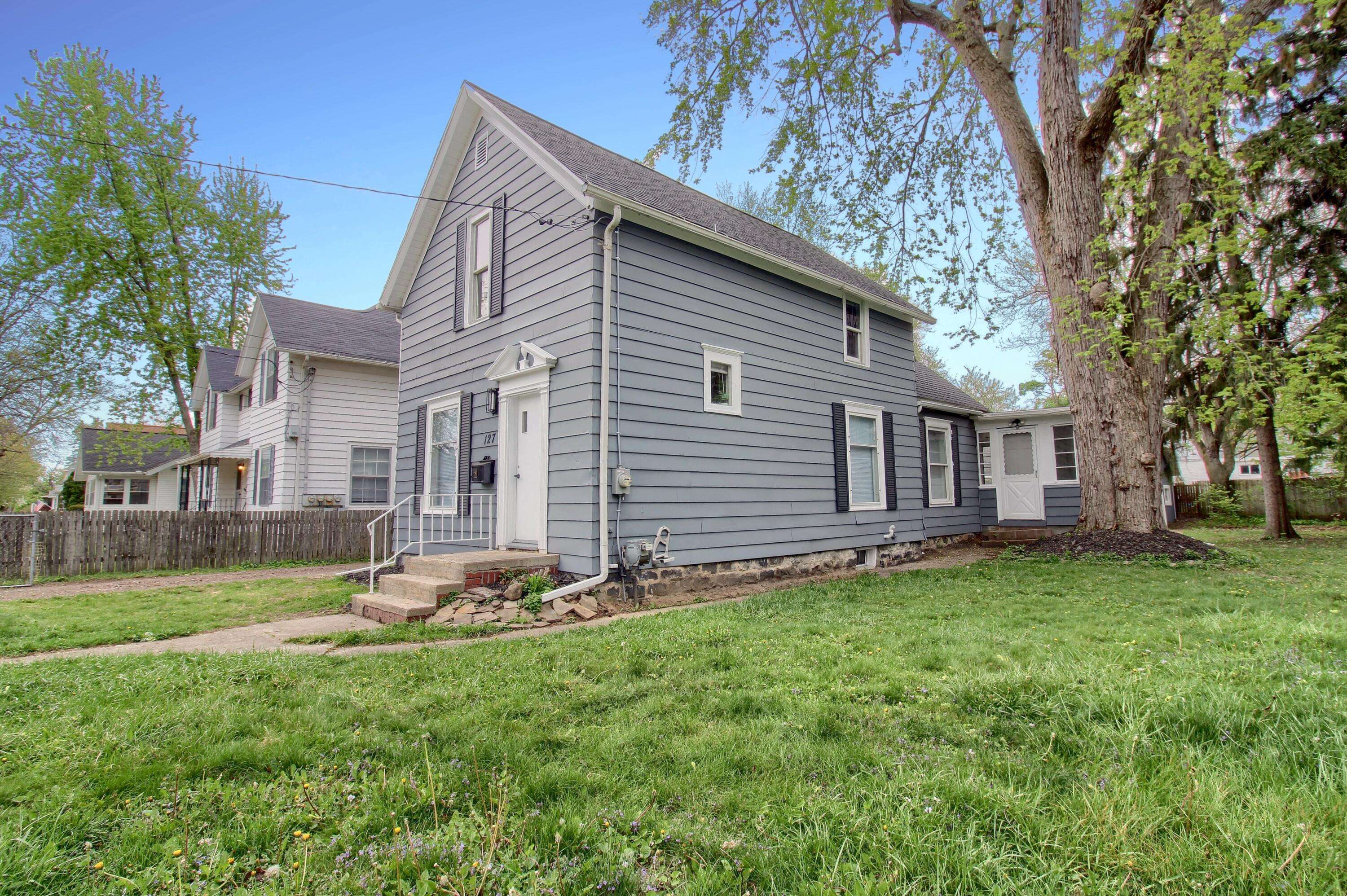 127 Bates ST, Jackson City, MI 49202