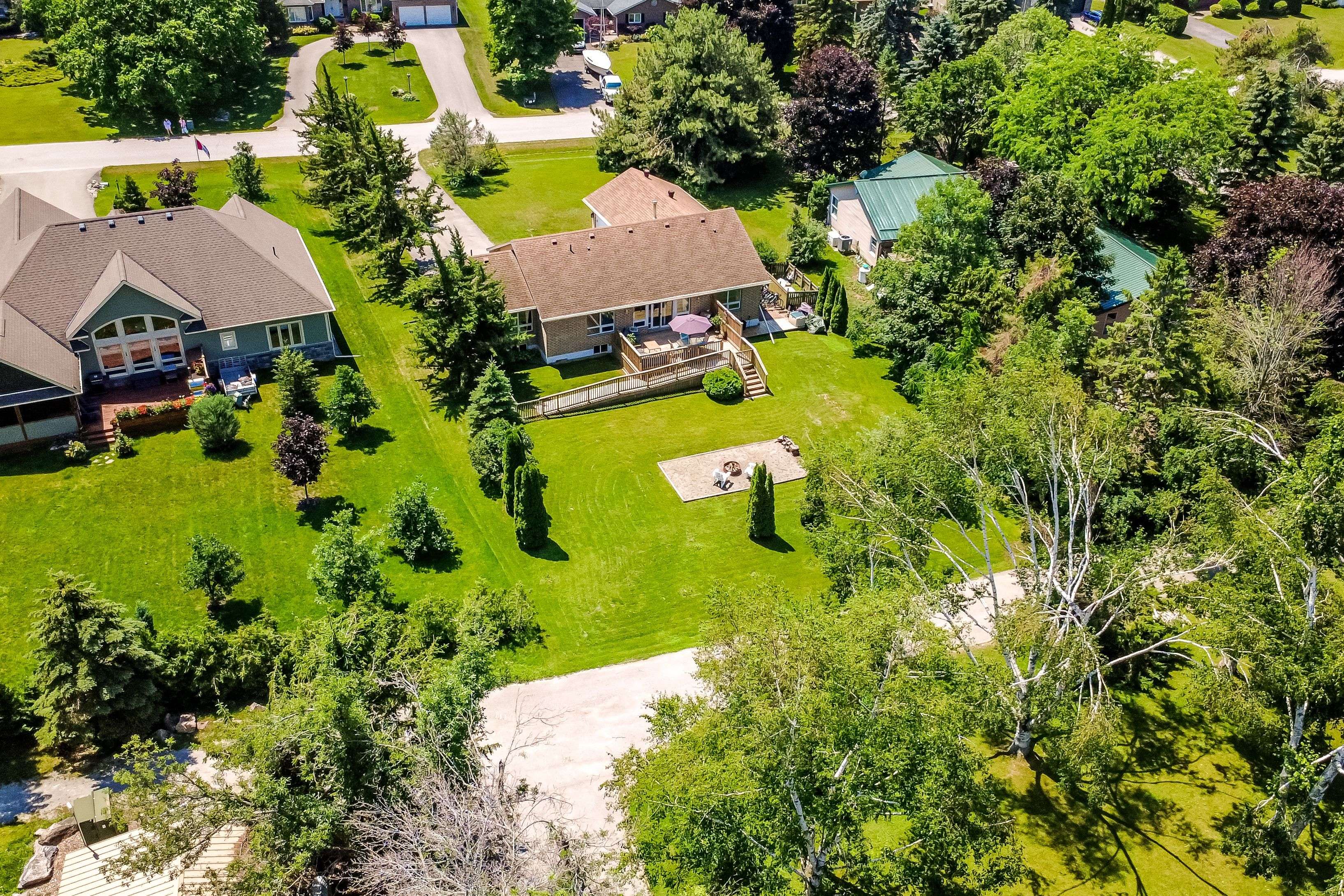 141 Bayshore DR, Ramara, ON L0K 1B0