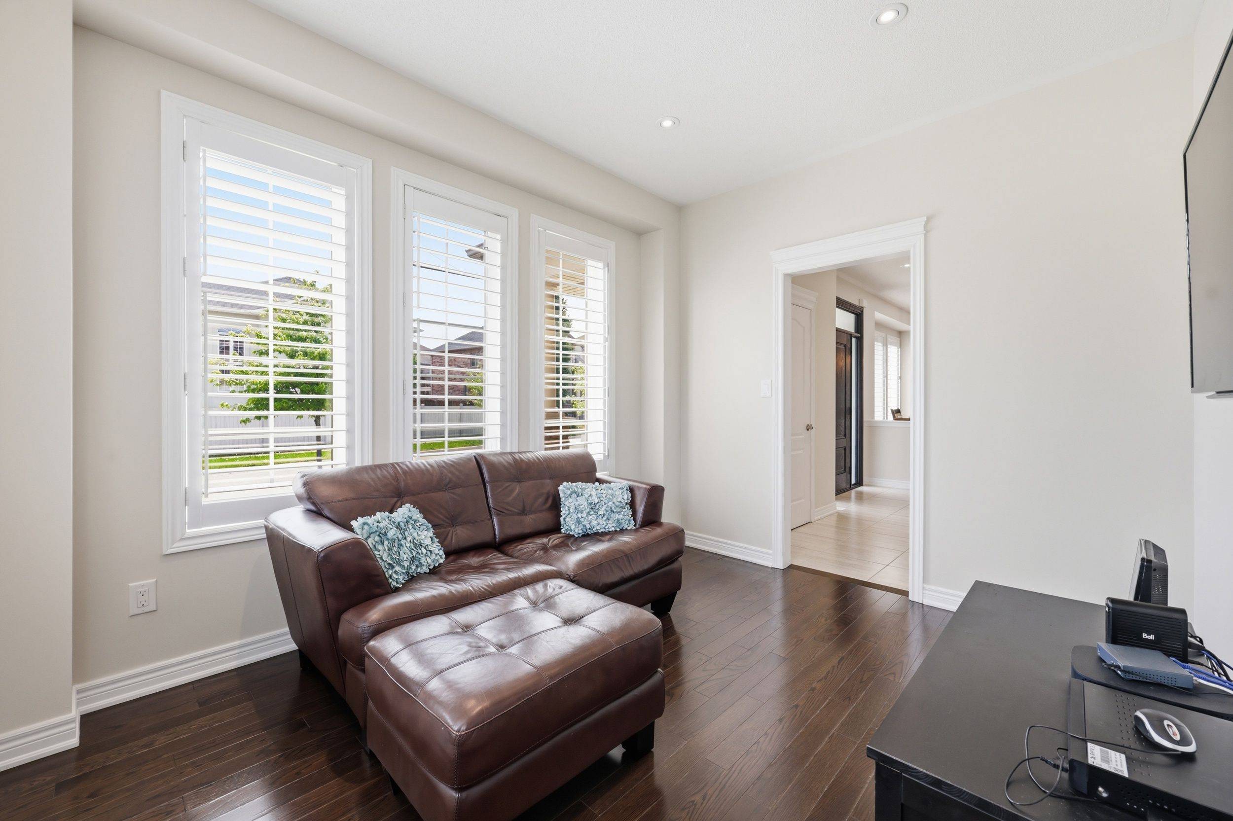 4645 Doug Wright DR, Burlington, ON L7M 0L3