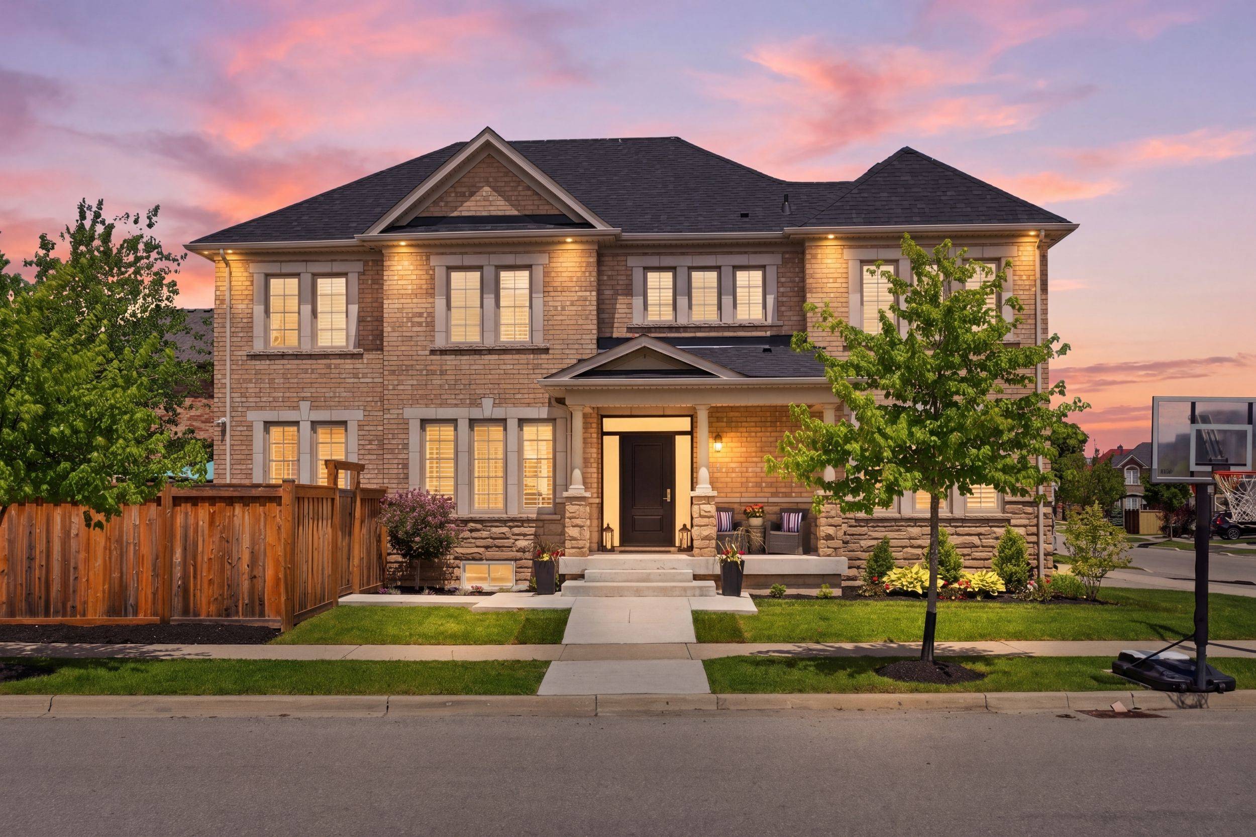 4645 Doug Wright DR, Burlington, ON L7M 0L3