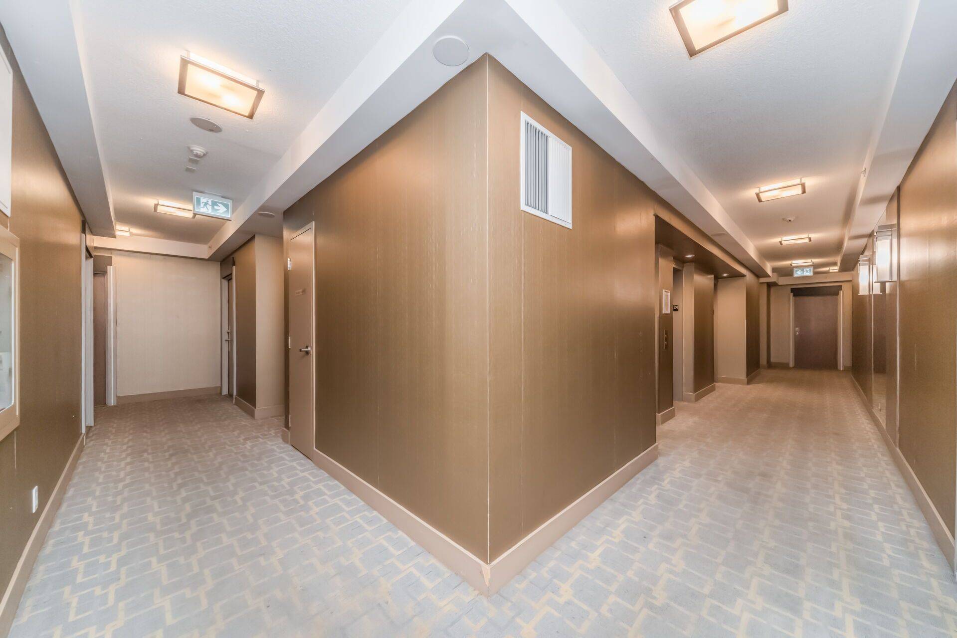 3985 Grand Park DR SE #2412, Mississauga, ON L5B 0H8