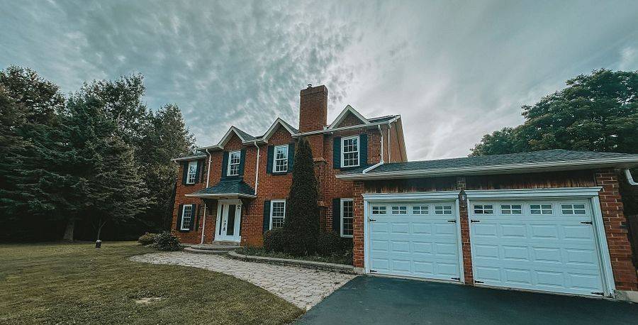 8 Elite RD, Caledon, ON L7K 0L2