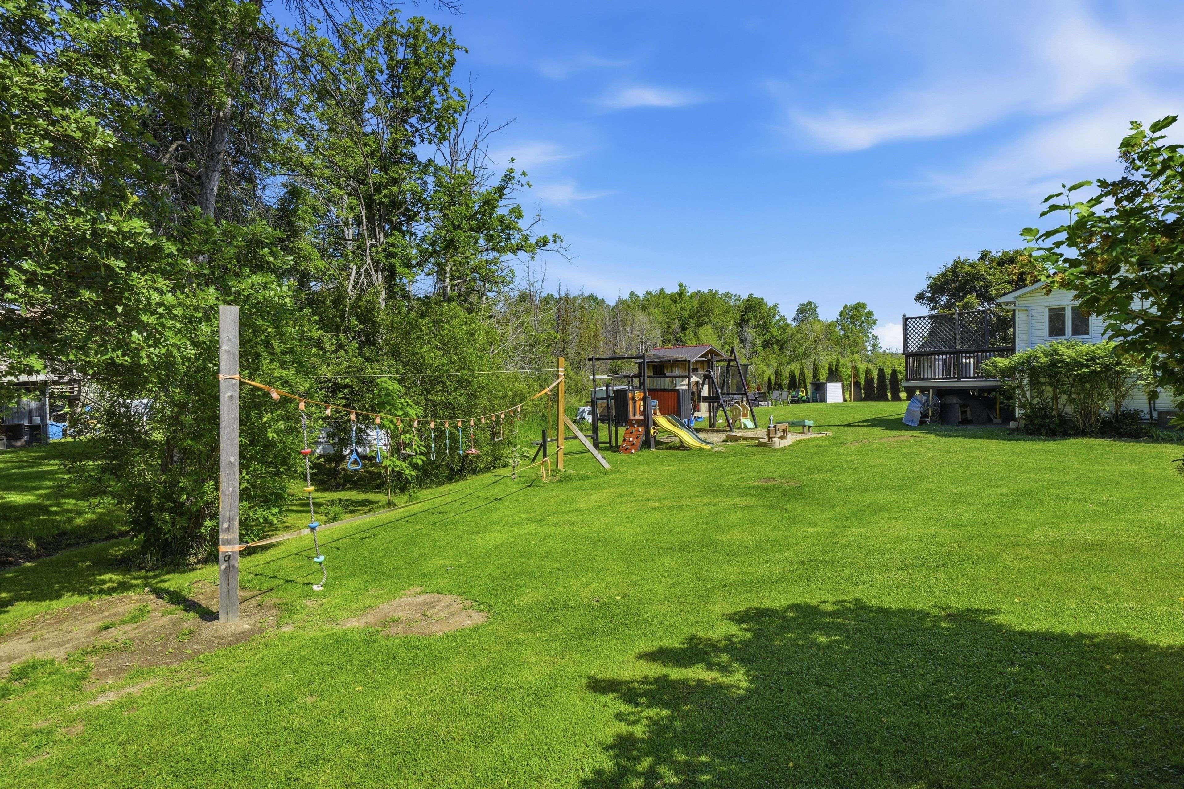 13 Forester DR, Quinte West, ON K0K 2C0