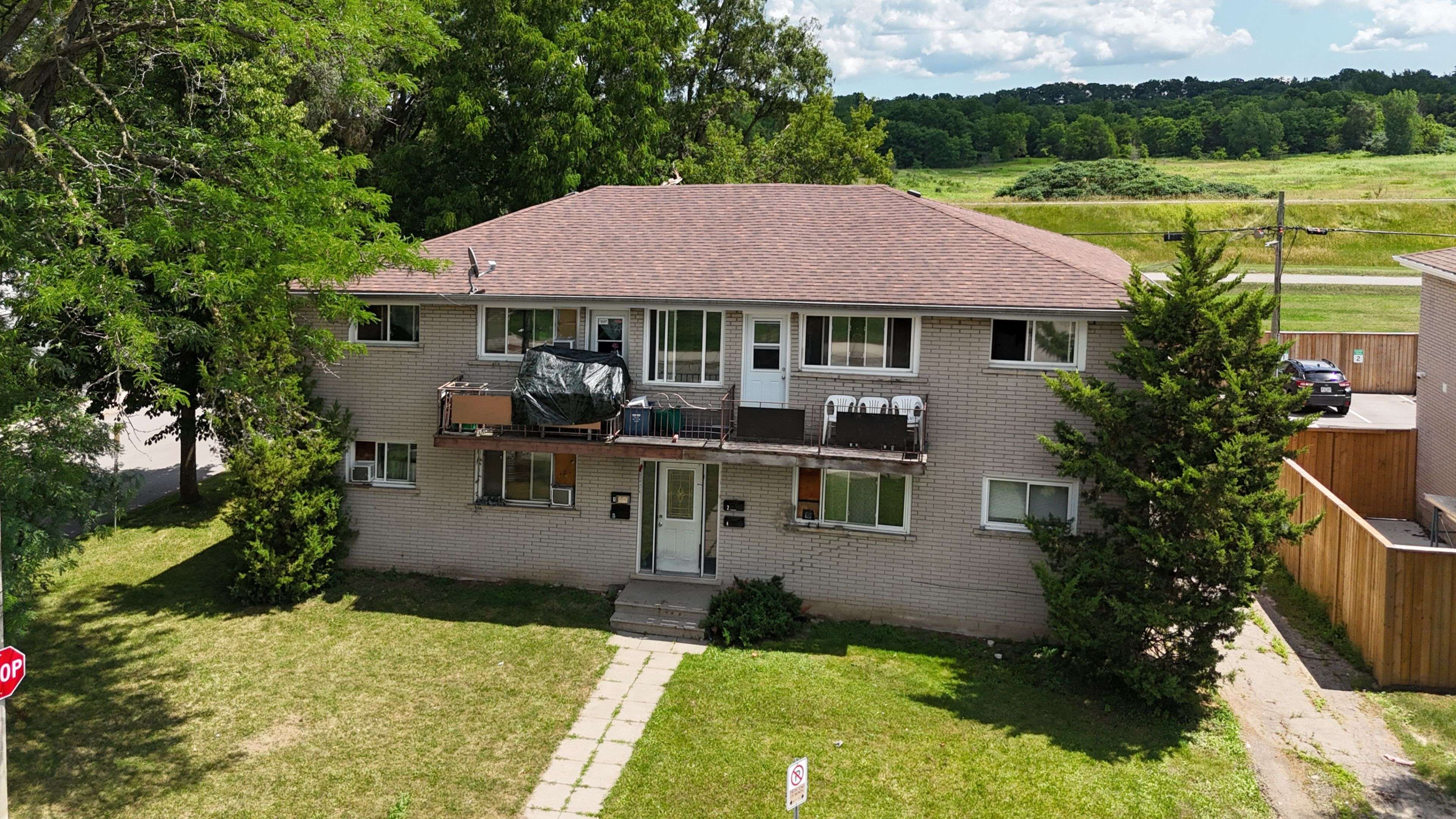 94 Sixth AVE, Brantford, ON N3S 1B2