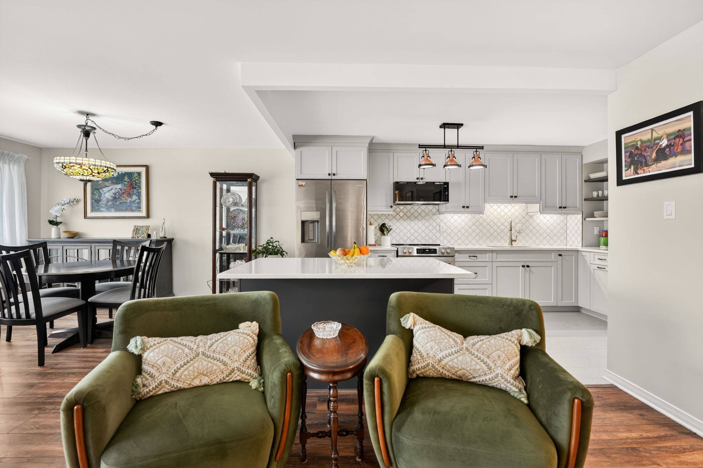 257 Bath RD #401, Kingston, ON K7M 7T3