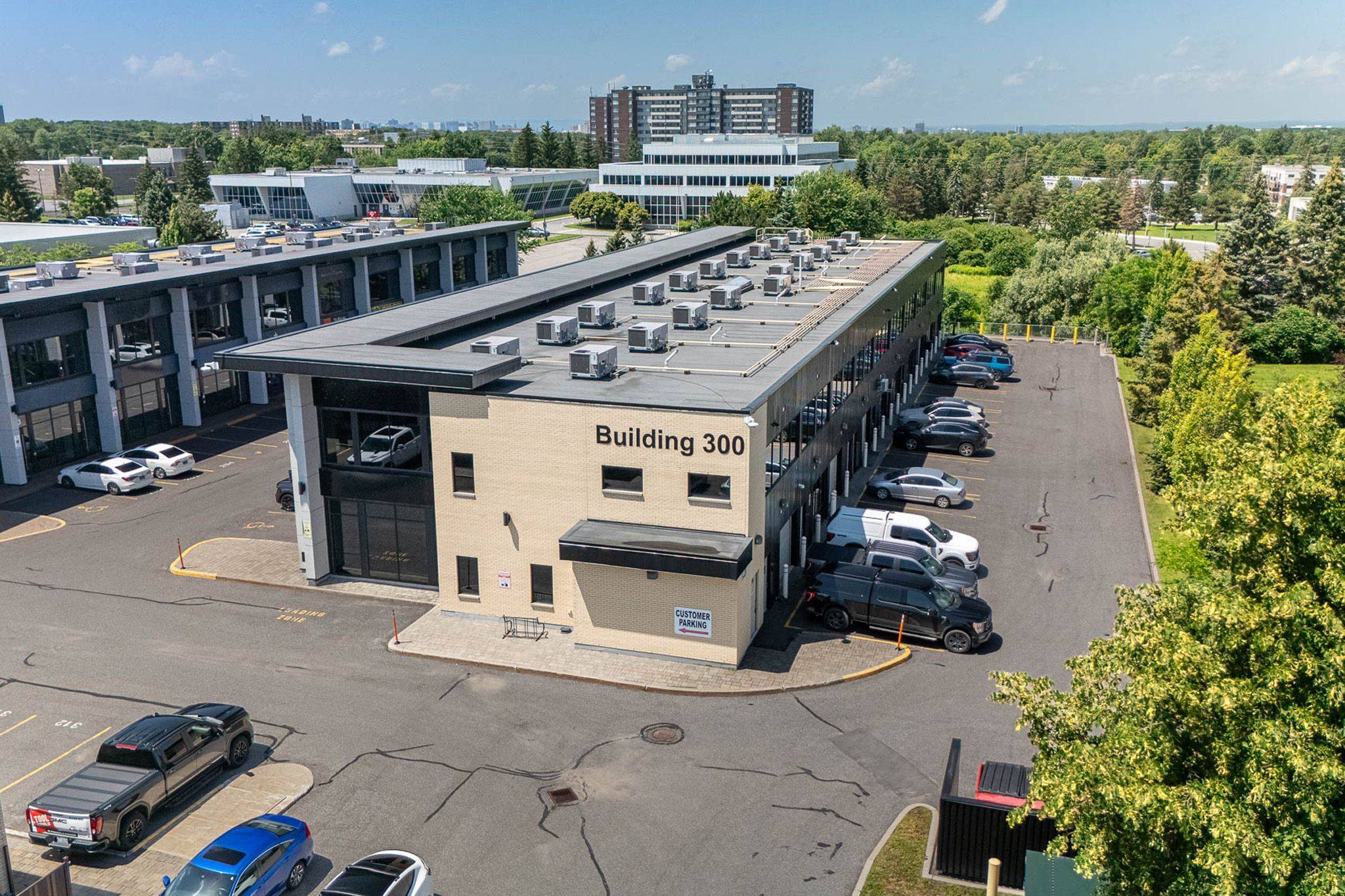 2310 St Laurent BLVD #307-308, Hunt Club - South Keys And Area, ON K1G 5H9