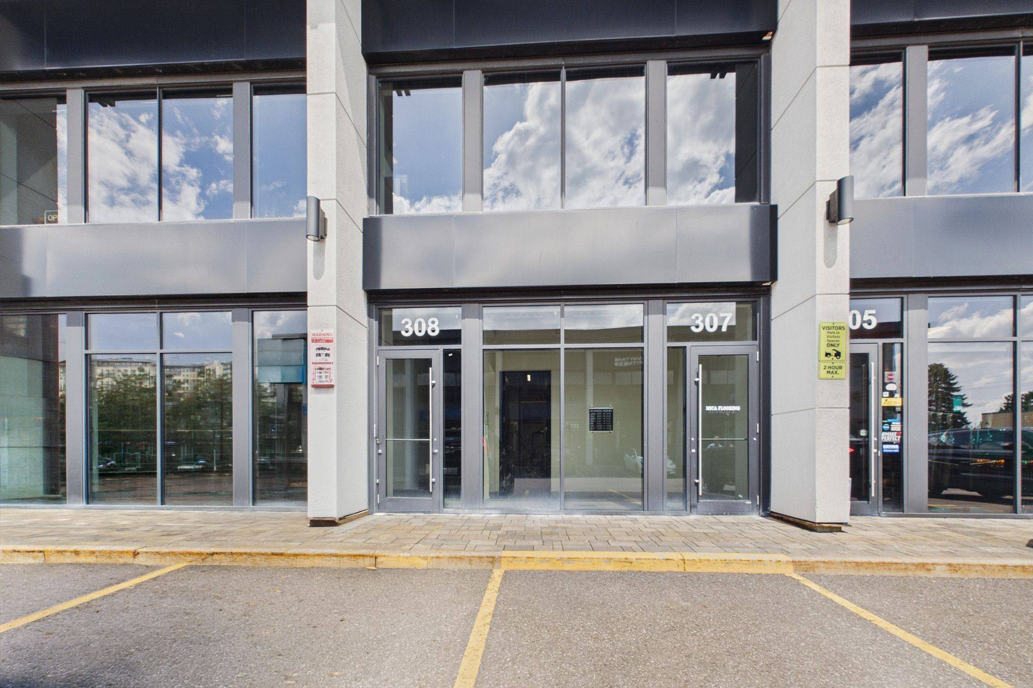 2310 St Laurent BLVD #307-308, Hunt Club - South Keys And Area, ON K1G 5H9