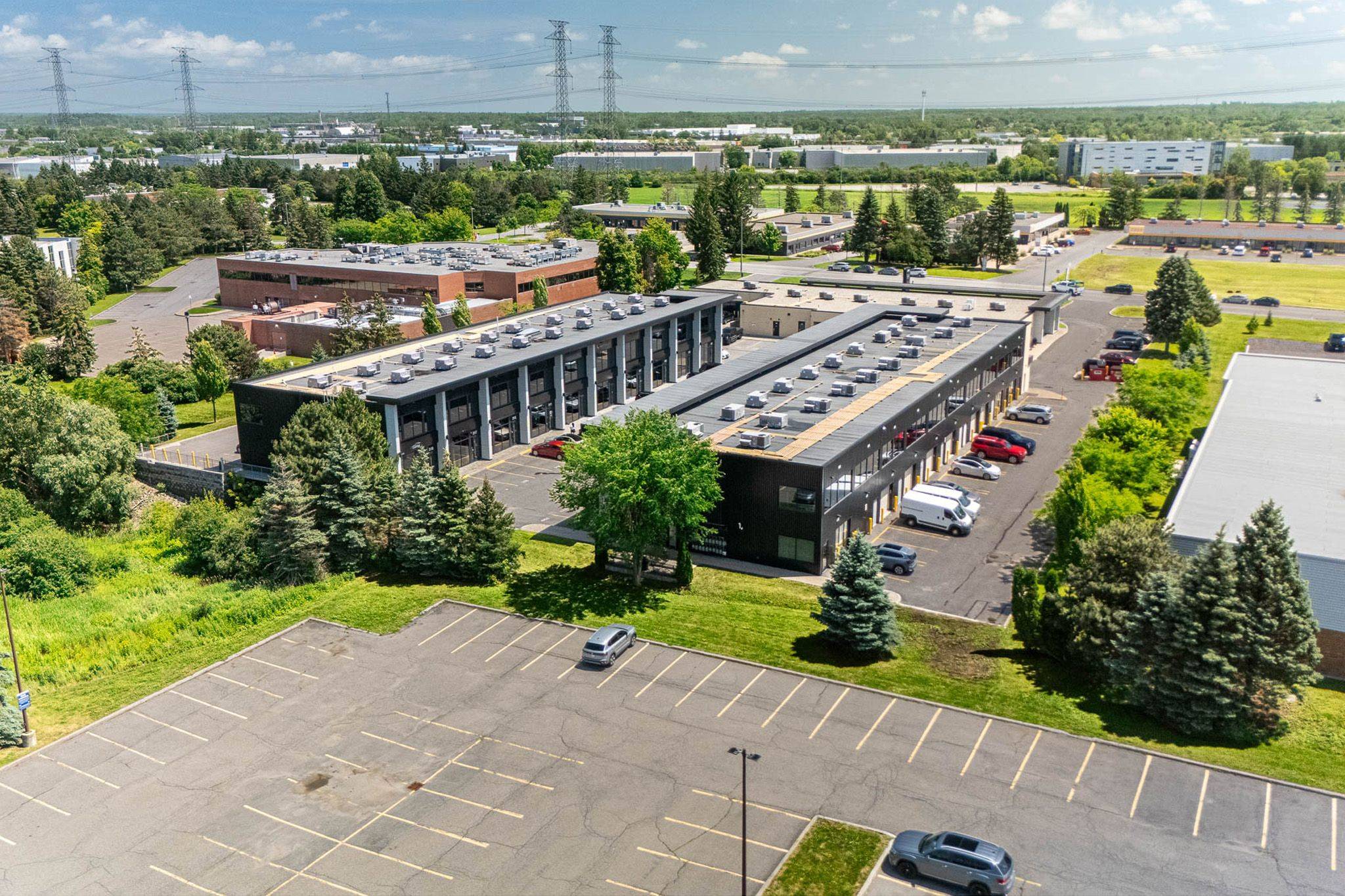 2310 St Laurent BLVD #307-308, Hunt Club - South Keys And Area, ON K1G 5H9