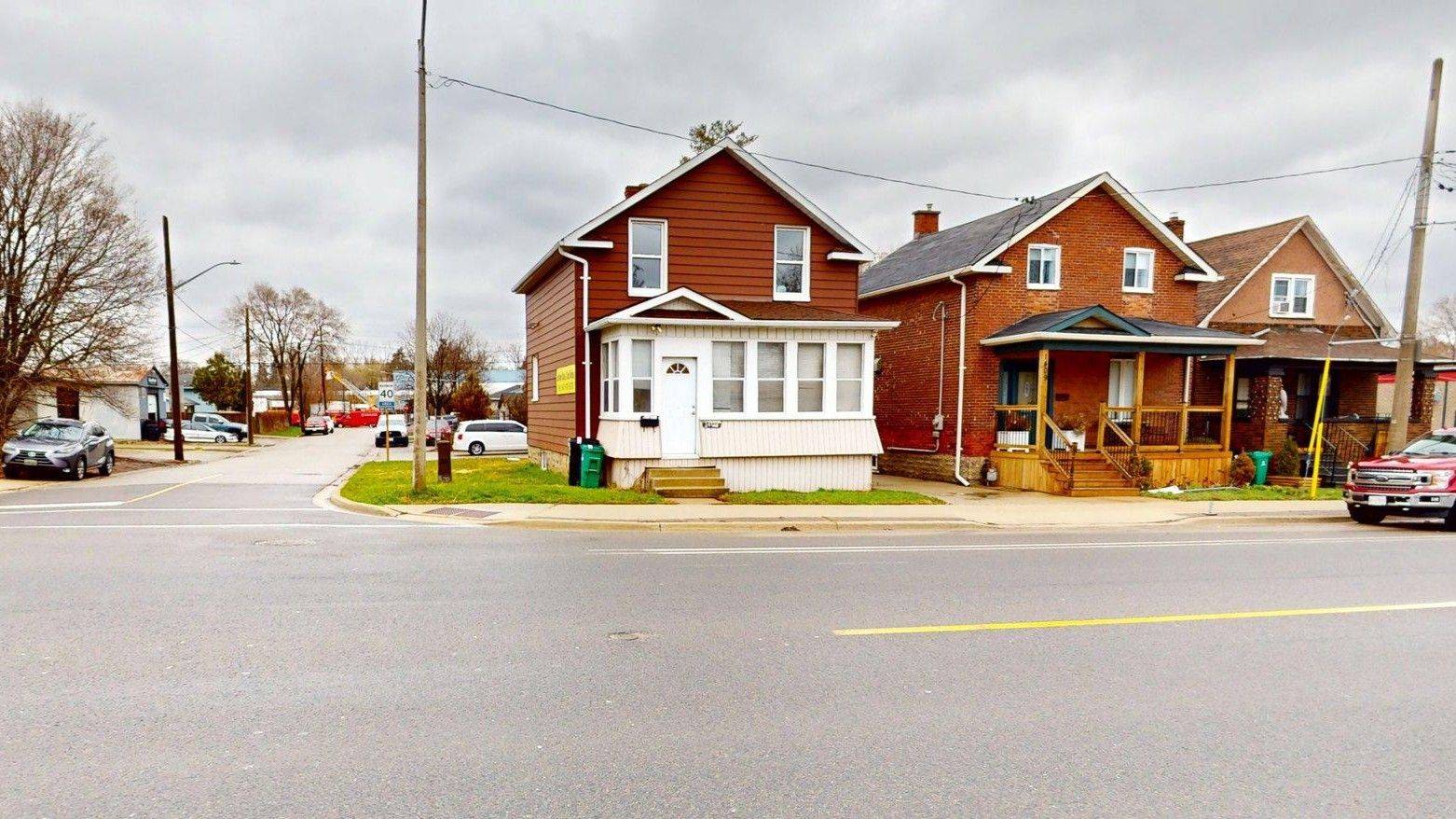 1405 King ST E, Cambridge, ON N3H 3R3