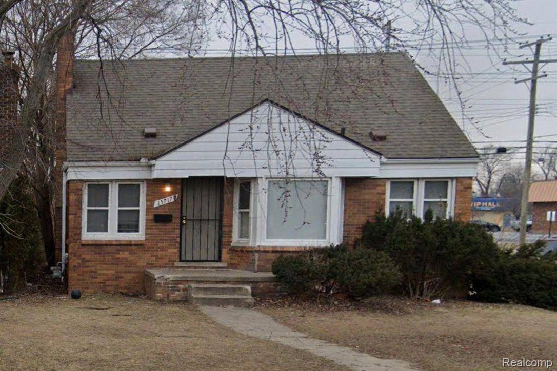 15717 CARLISLE ST, Detroit, MI 48205